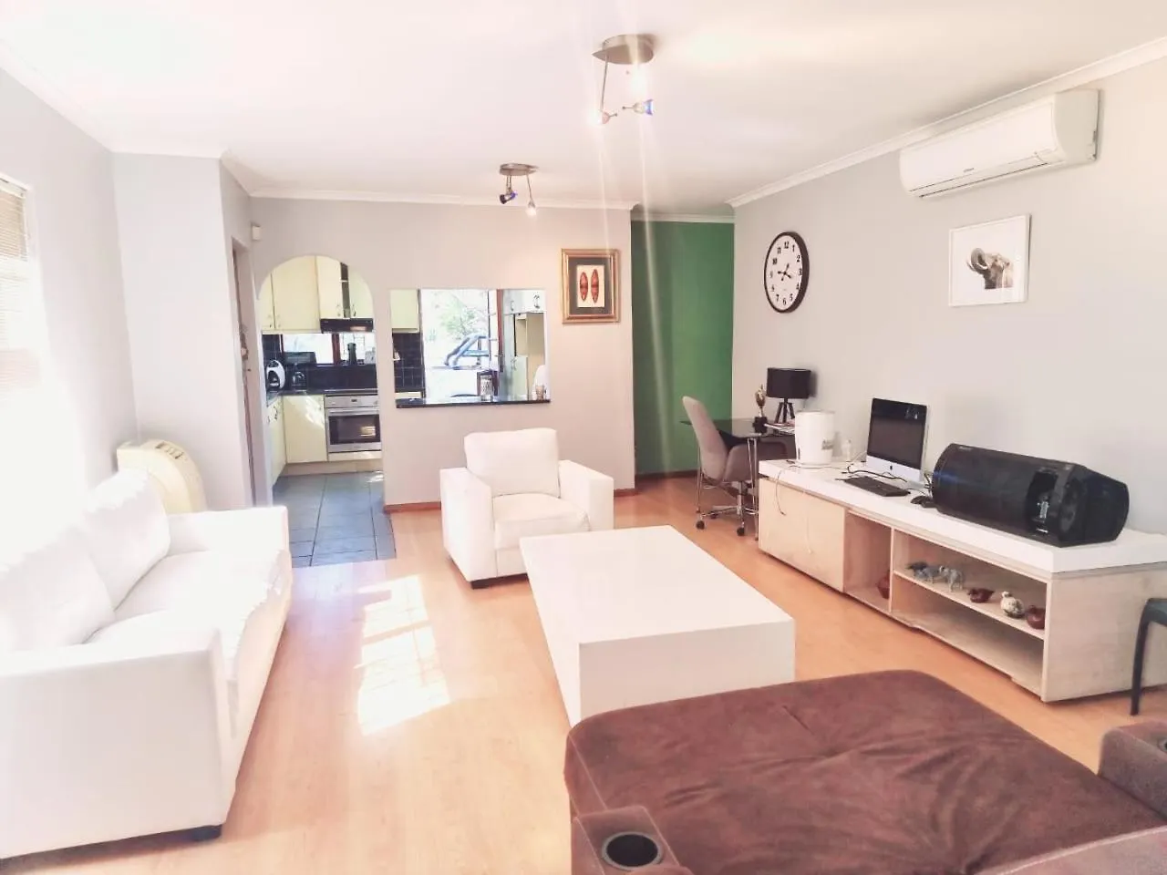 Homestay Beautiful Rooms In Table View Cape Town